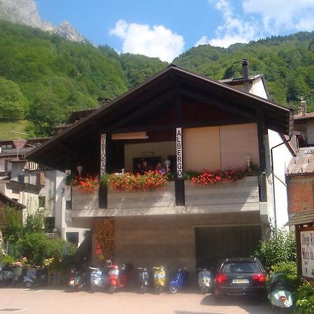 Albergo Matiz Da Otto Paluzza Exterior foto